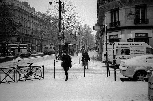 Snow in Paris