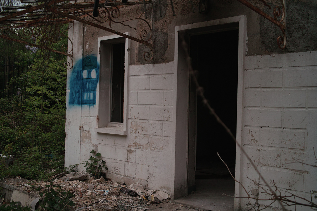 Abandoned house near Melun